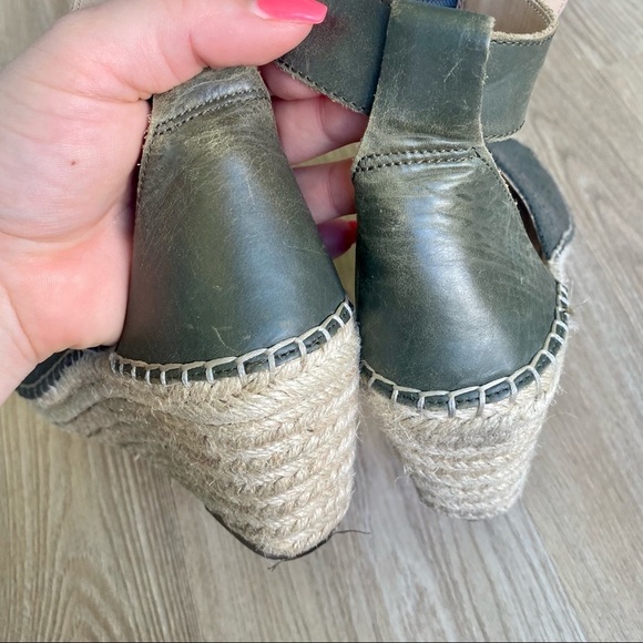 GAP Green Suede Wedge Sandals with Ankle Strap - Comfortable Summer Shoes - Picture 6 of 10